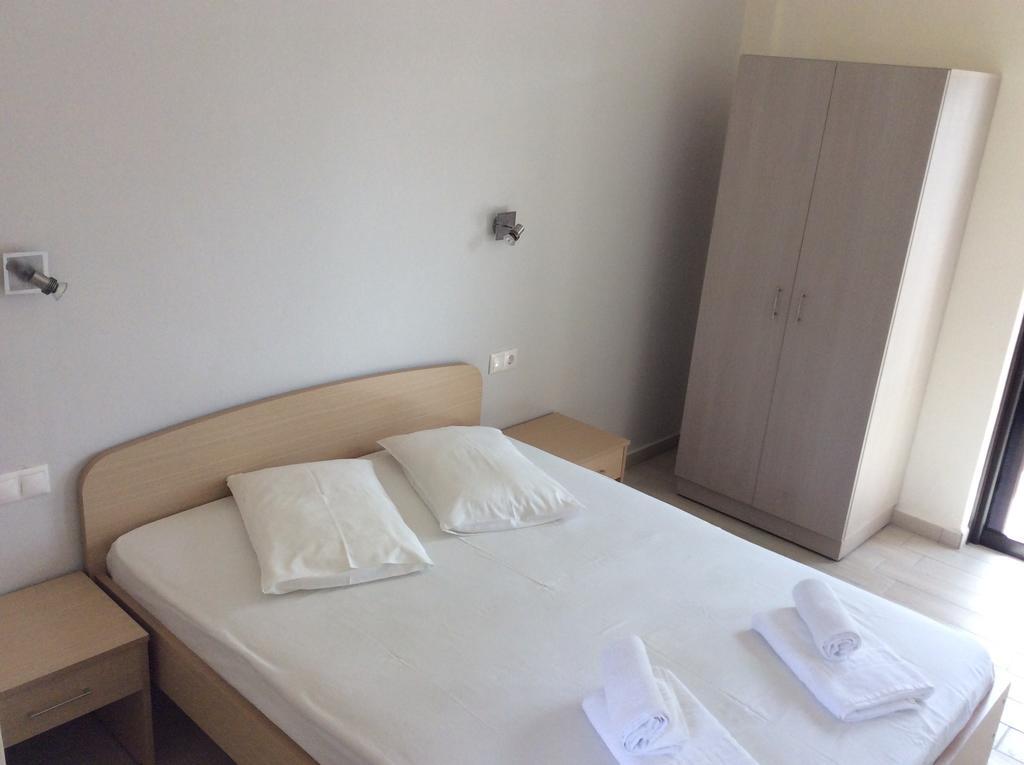 Elena Rooms Plakiász Szoba fotó